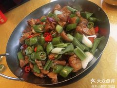 干锅肥肠-湘满天下湖南山水主题餐厅(凤凰店)