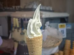 鲜奶冰淇凌-古老冰山特色冰淇淋店(艾提尕尔店)