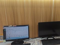 -上海仁爱医院口腔科 · 种植