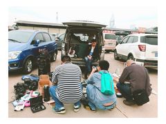 -亮佳鸿华二手市场