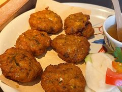 -大头虾越式风味餐厅(光明广场店)