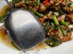 -蔼若春.传承三十年云南菜(金碧公园店)
