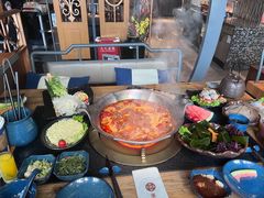 -湊湊火锅·茶憩(南京东路悦荟店)