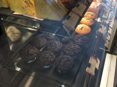 -星巴克臻选(莘庄仲盛店)