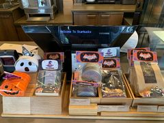 零售区-星巴克(宁波老外滩店)