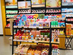 -良品铺子(五角场万达店)