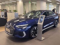 -上海冠松华奥奥迪4S店(张江店)