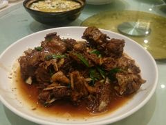 生焖羊肉-鸿运酒楼