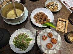 -魁盛居百年鲁菜馆(县西巷店)