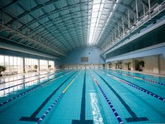 水深两米，八赛道-锦江富园大酒店-游泳馆