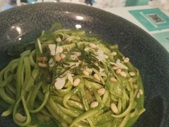 菠菜汁青酱意大利面-拾挚扒房(招商花园城店)