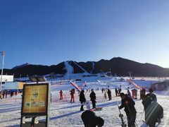 -丝绸之路山地度假区滑雪场