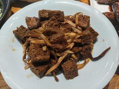 -金枝玉叶上海人家食府(三里河店)