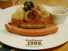 -皇冠自酿啤酒坊(中国红街5号楼店)