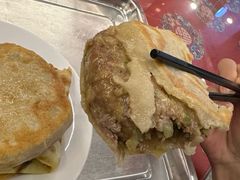猪肉圆白菜馅饼-玉华台饭庄(裕中西里小区店)