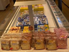 -好利来(靖江路店)