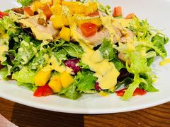芒果鸡肉沙拉-UPPER KITCHEN(延安路店)