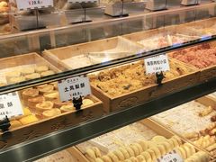 面包甜点陈列柜-吴酥生宫廷酥饼(韶山北路店)