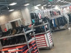 -上品折扣(回龙观店)