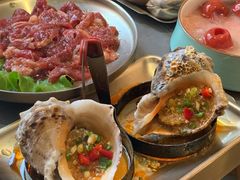 -围炉肉舍•炭烤活鳗•丹东海鲜烤肉(步行街店)