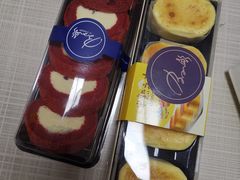 -BONBON BAKERY