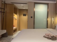 -麗枫酒店(广州中山大学中山眼科中心区庄地铁站店)