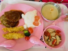 -安吉银润锦江城堡酒店(Hello Kitty主题乐园店)