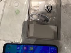 -华为授权体验店(中山公园来福士)