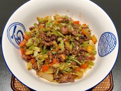 仔姜小炒黄牛肉-炊江南·上海菜(国展华漕店)