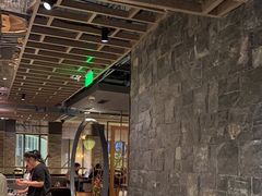 -湊湊火锅·茶憩(南京东路悦荟店)