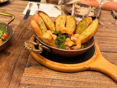 -SISTERS BAR RESTAURANT川意酒馆(嘉善老市H楼店)
