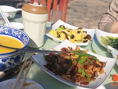 -秦扬居特色菜馆(上王村)