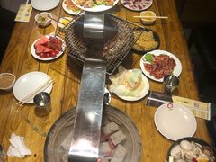-合易泓烤肉•首创生椰大油边(宁山路店)