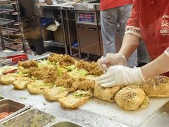 -塔斯汀中国汉堡(团一大店)