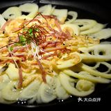 今天的樱花虾蒸冬笋鲜脆，避风塘炒鸭舌香酥