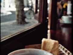 靠窗位-RUMORS COFFEE ROASTERY鲁马滋咖啡(湖南路店)