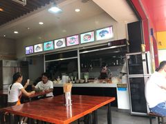 -铁朋小锅米线(金星店)