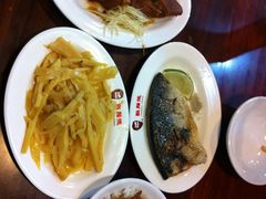 -胡须张鲁肉饭(美食文化馆店)