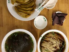 -牛味十足传统美食(凤凰西街店)