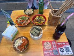 -拐枣巷小串串(财大店)