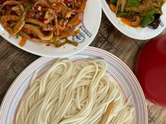 -歹歹的加个面过油肉拌面