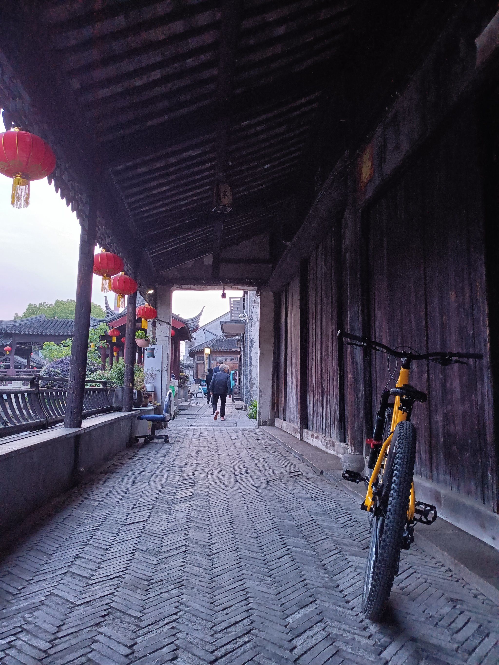 苏州吴江最南端的一个古镇桃源之铜锣古镇