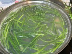 -华哥新鲜猪精品美食