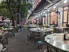 -健跳小海鲜(人民路店)