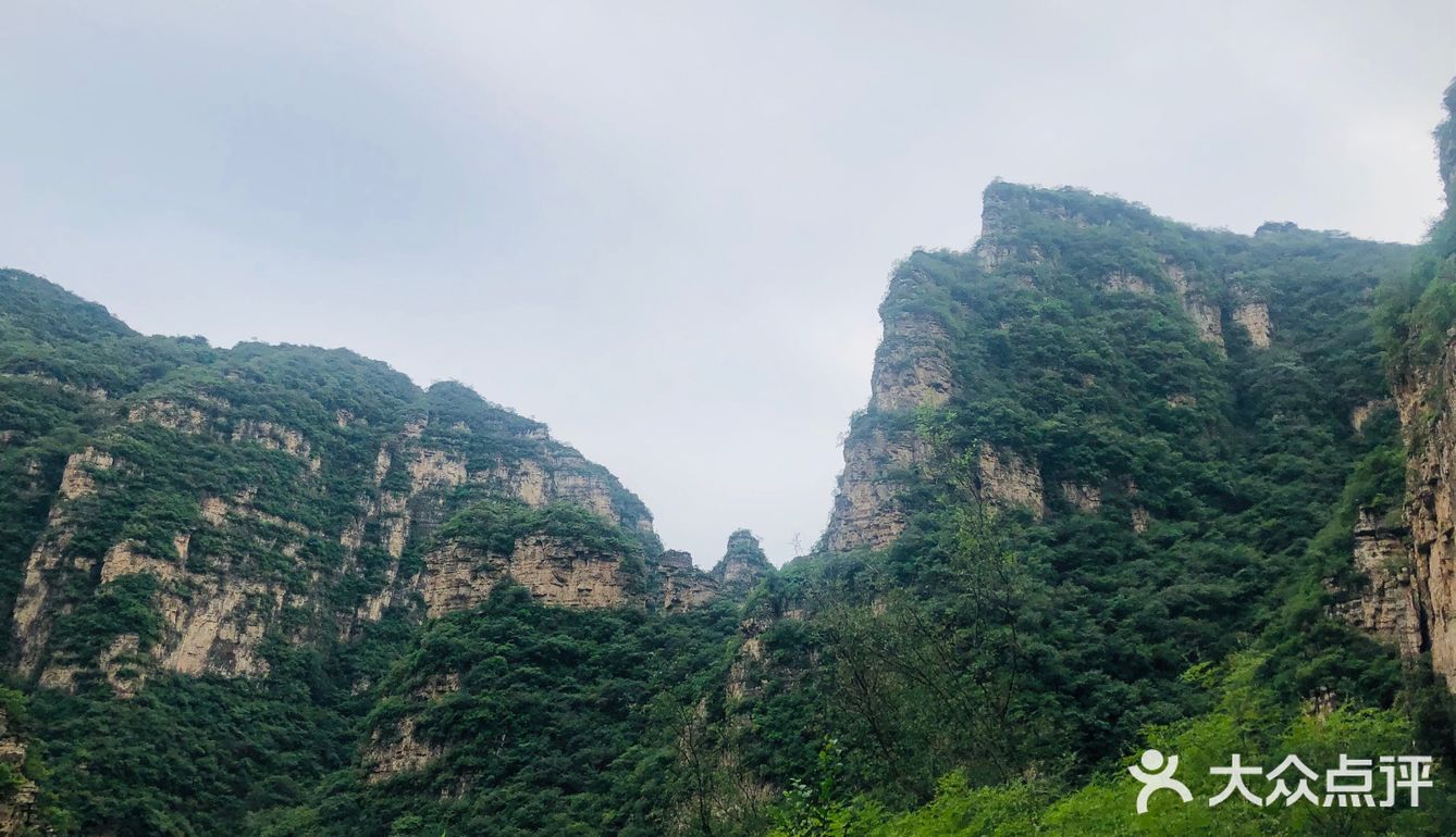 风景不错 爬爬山，一线天也很壮观 来回跑了40分钟