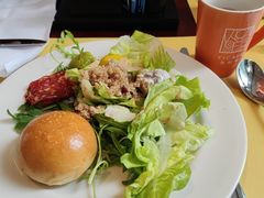 -怡咖啡海鲜自助餐厅(浦东香格里拉店)