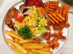 人气小吃拼盘-丽莎沙拉轻食餐厅(国贸店)