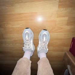 -adidas(德基广场店)