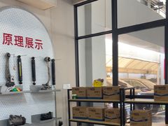 -哈贝卡汽车服务连锁(高新二路店)