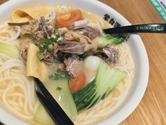 -蒙自源米线大王(大朗南铭购物中心店)